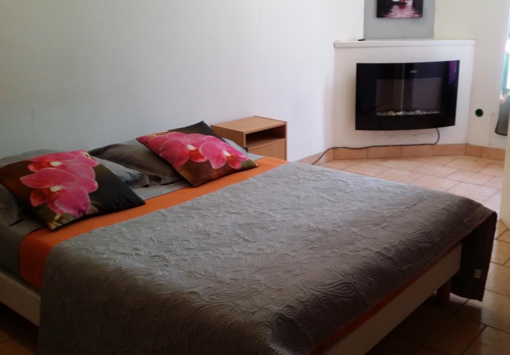 Auberge Du Marronnier Barrême Zimmer foto